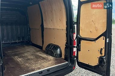 Грузовой фургон Renault Master 2016 в Львове