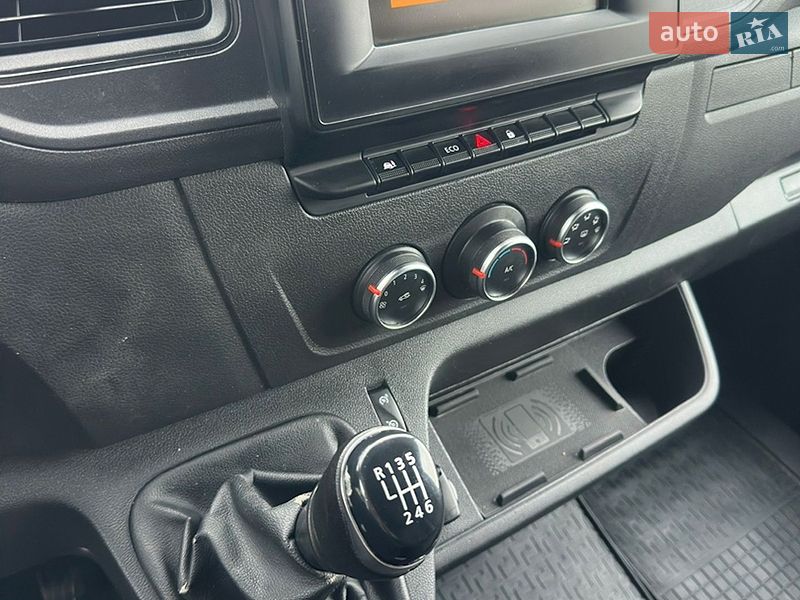 Грузовой фургон Renault Master 2019 в Львове