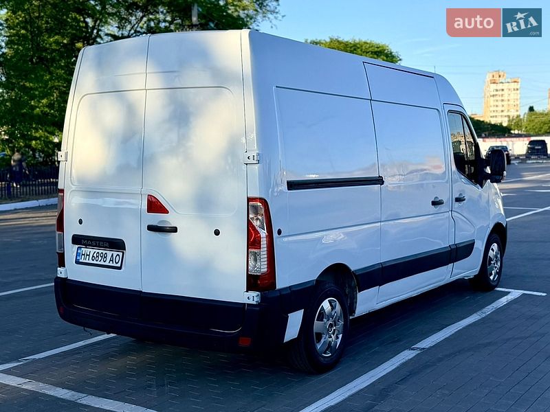 Вантажний фургон Renault Master 2012 в Одесі