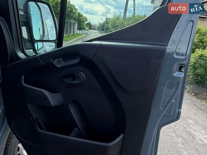 Вантажний фургон Renault Master 2022 в Білій Церкві