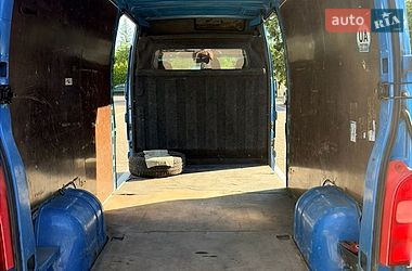Грузовой фургон Renault Master 2001 в Луцке