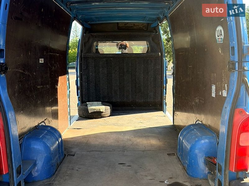 Грузовой фургон Renault Master 2001 в Луцке