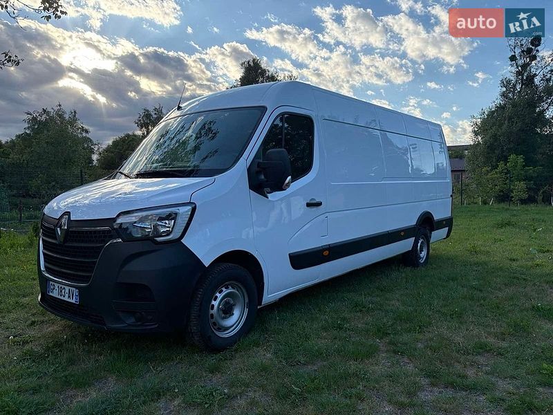 Вантажний фургон Renault Master 2023 в Радивиліві