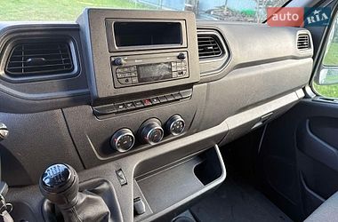Вантажний фургон Renault Master 2023 в Радивиліві