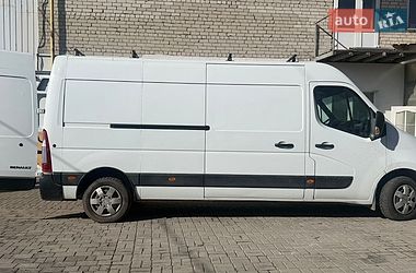 Грузовой фургон Renault Master 2015 в Львове