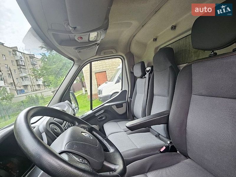 Вантажний фургон Renault Master 2018 в Луцьку