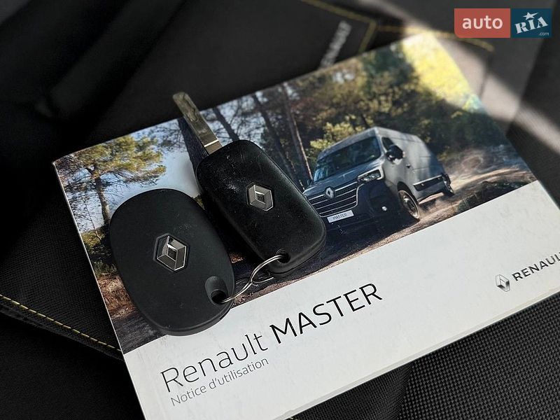 Грузовой фургон Renault Master 2022 в Киеве