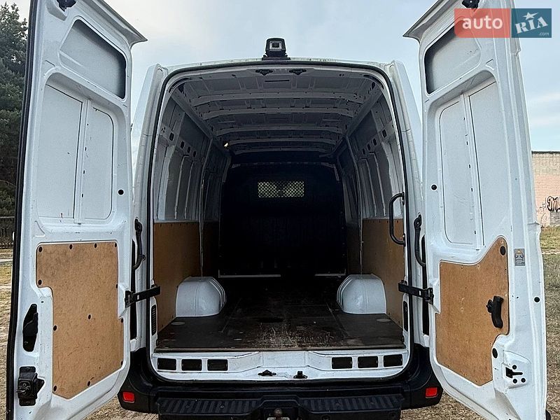 Вантажний фургон Renault Master 2020 в Володимирці