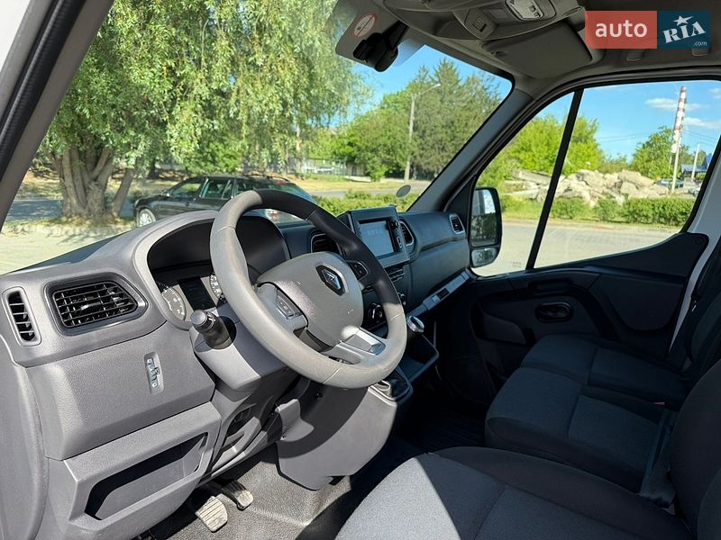 Грузовой фургон Renault Master 2021 в Луцке