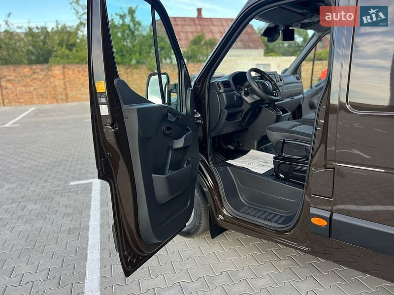 Грузовой фургон Renault Master 2020 в Дубно