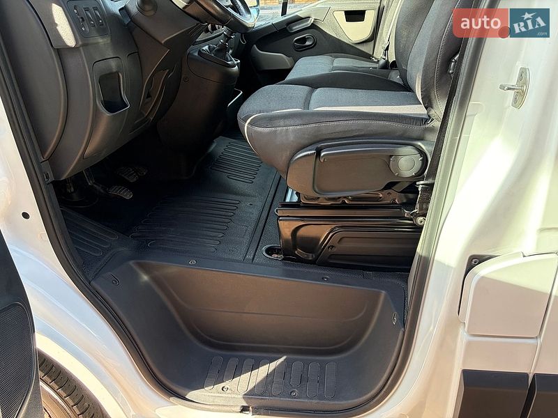 Грузовой фургон Renault Master 2018 в Луцке