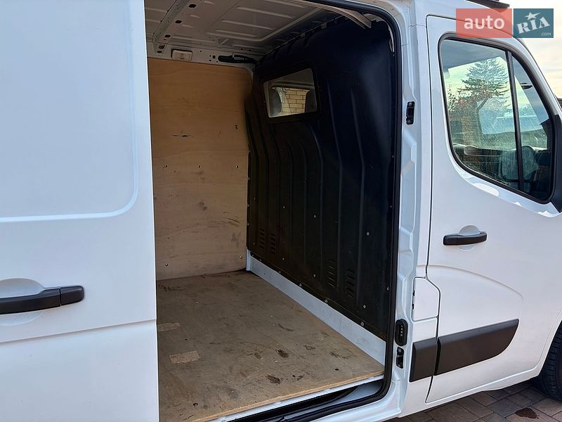 Грузовой фургон Renault Master 2018 в Луцке