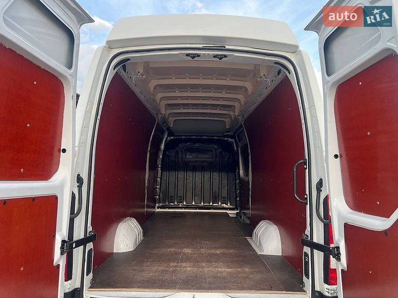 Вантажний фургон Renault Master 2020 в Володимирі
