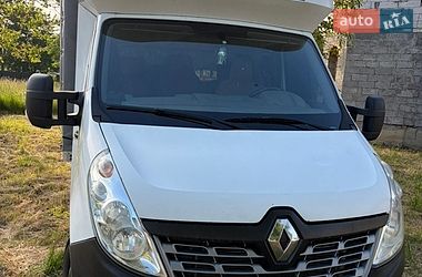 Грузовой фургон Renault Master 2016 в Ужгороде