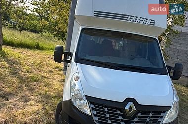 Грузовой фургон Renault Master 2016 в Ужгороде