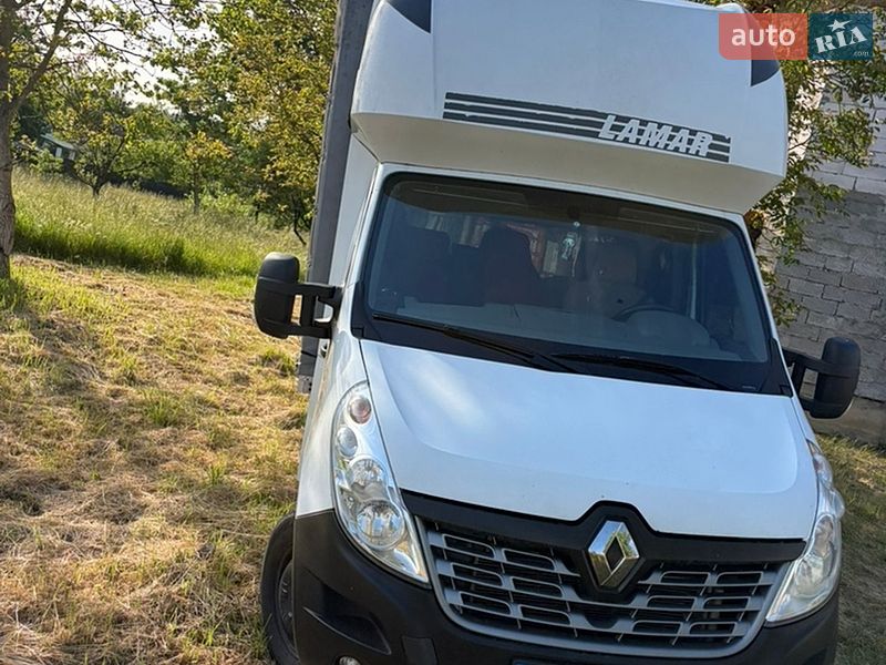 Грузовой фургон Renault Master 2016 в Ужгороде