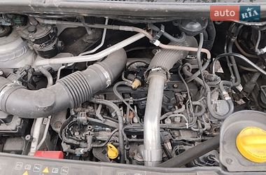 Эвакуатор Renault Master 2017 в Дубно
