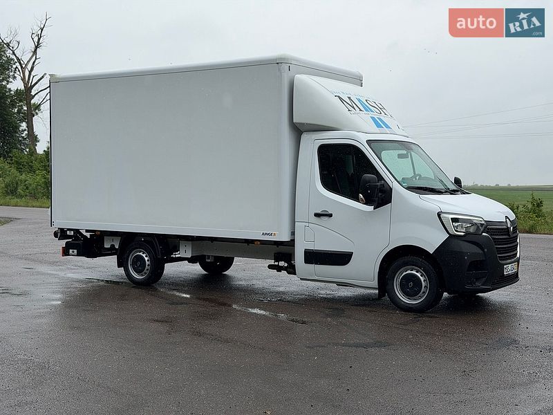 Вантажний фургон Renault Master 2019 в Дубні