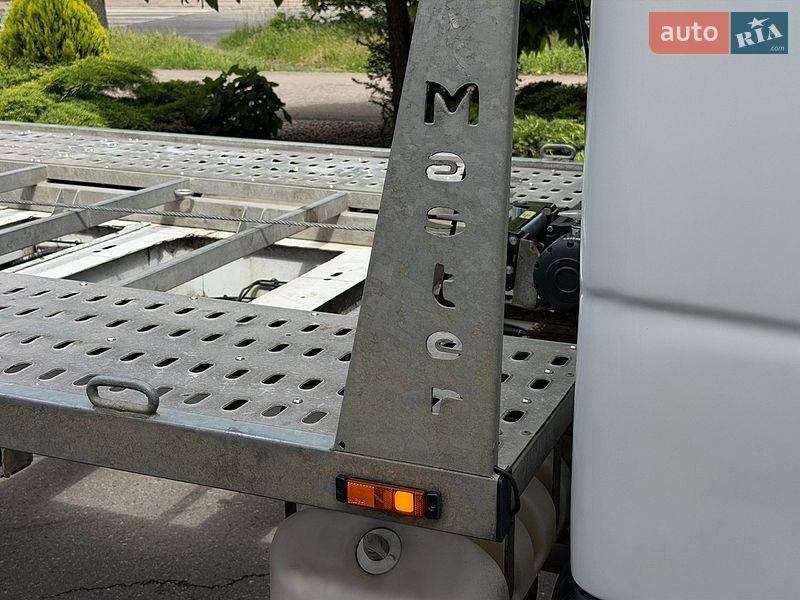 Автовоз Renault Master 2013 в Днепре