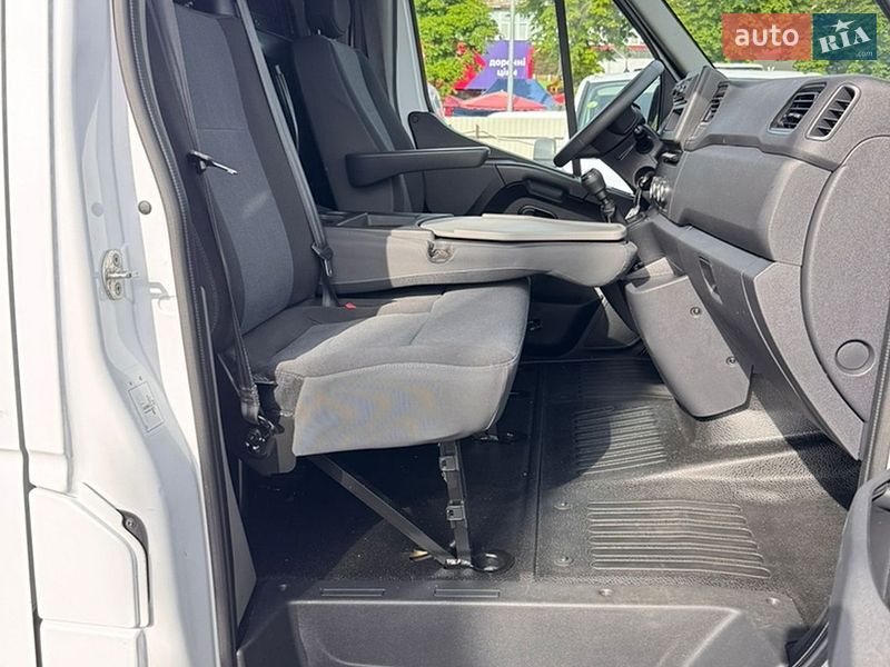 Грузовой фургон Renault Master 2021 в Киеве