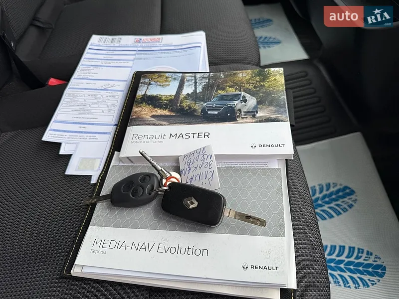 Вантажний фургон Renault Master 2021 в Одесі документ