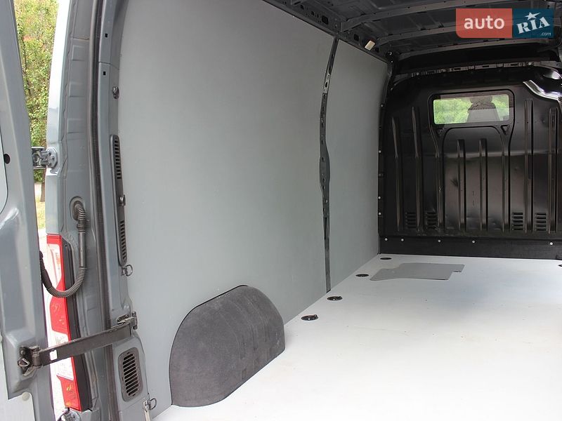 Мікроавтобус вантажний (до 3,5т) Renault Master 2020 в Дніпрі