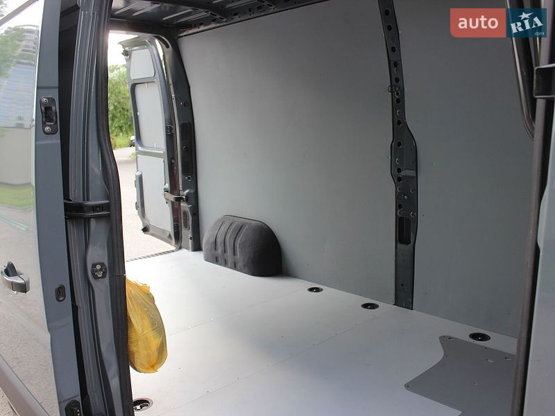 Мікроавтобус вантажний (до 3,5т) Renault Master 2020 в Дніпрі