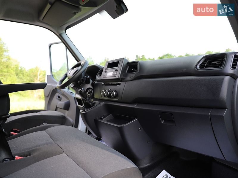 Грузовой фургон Renault Master 2024 в Дрогобыче