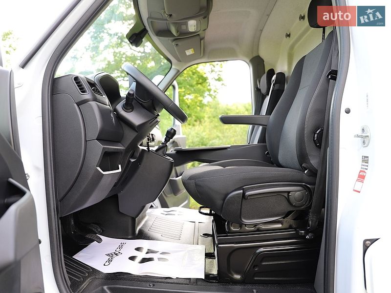 Грузовой фургон Renault Master 2024 в Дрогобыче