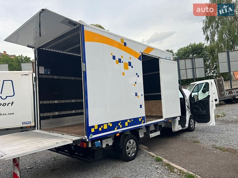 Інші вантажівки Renault Master 2023 в Рівному