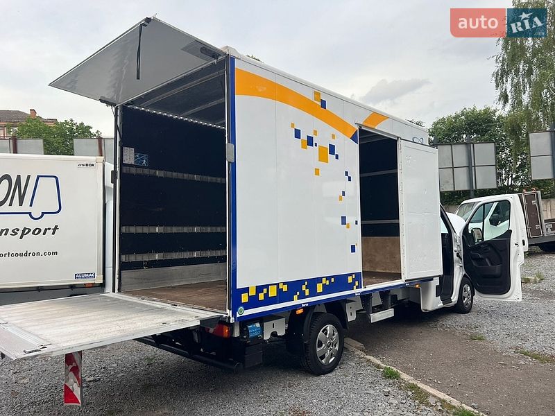 Інші вантажівки Renault Master 2023 в Рівному