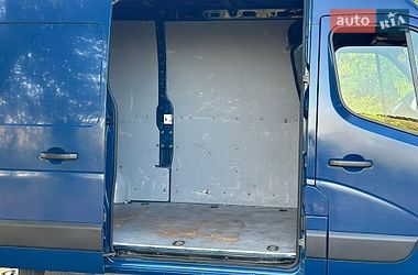 Вантажний фургон Renault Master 2017 в Первомайську