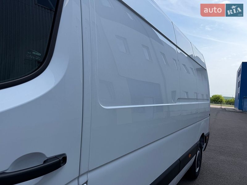 Вантажний фургон Renault Master 2022 в Ковелі