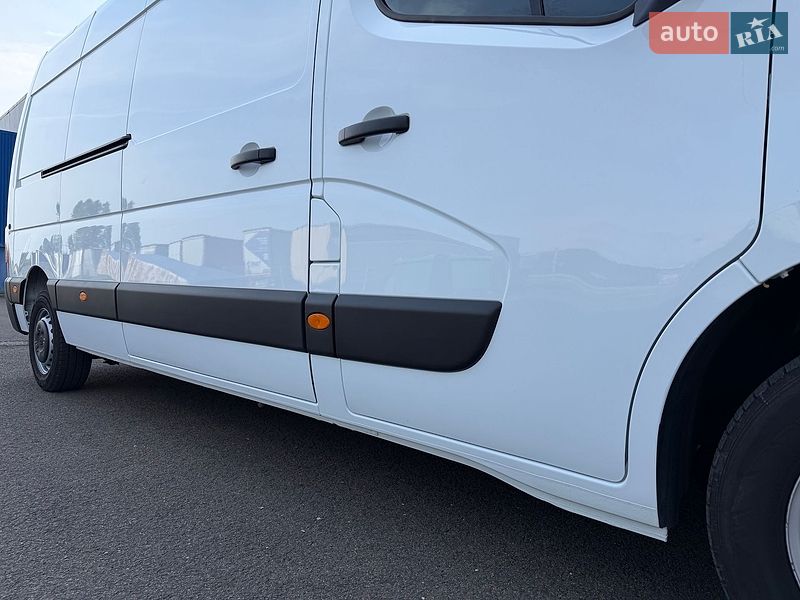 Вантажний фургон Renault Master 2022 в Ковелі