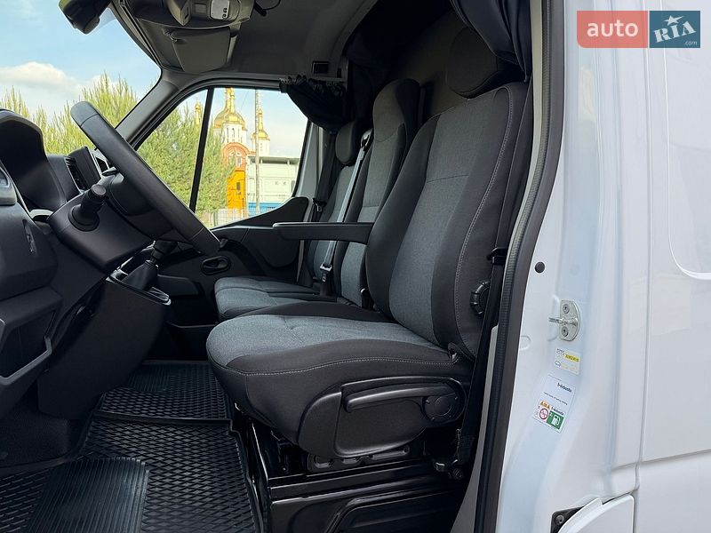 Вантажний фургон Renault Master 2022 в Ковелі