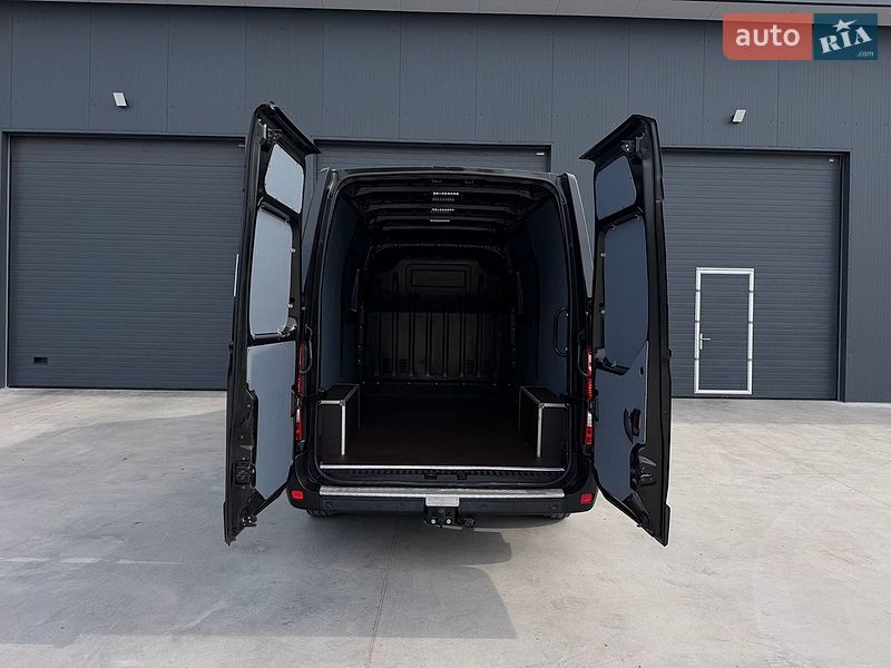 Мікроавтобус вантажний (до 3,5т) Renault Master 2021 в Дубні