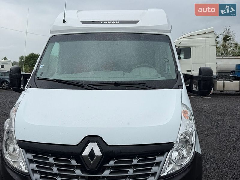 Автовоз Renault Master 2017 в Луцке