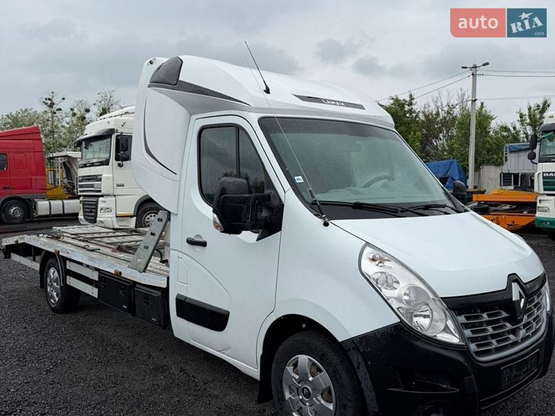 Автовоз Renault Master 2017 в Луцке