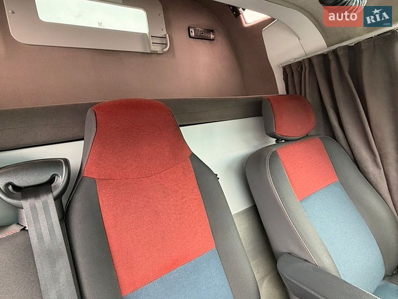 Автовоз Renault Master 2017 в Луцке