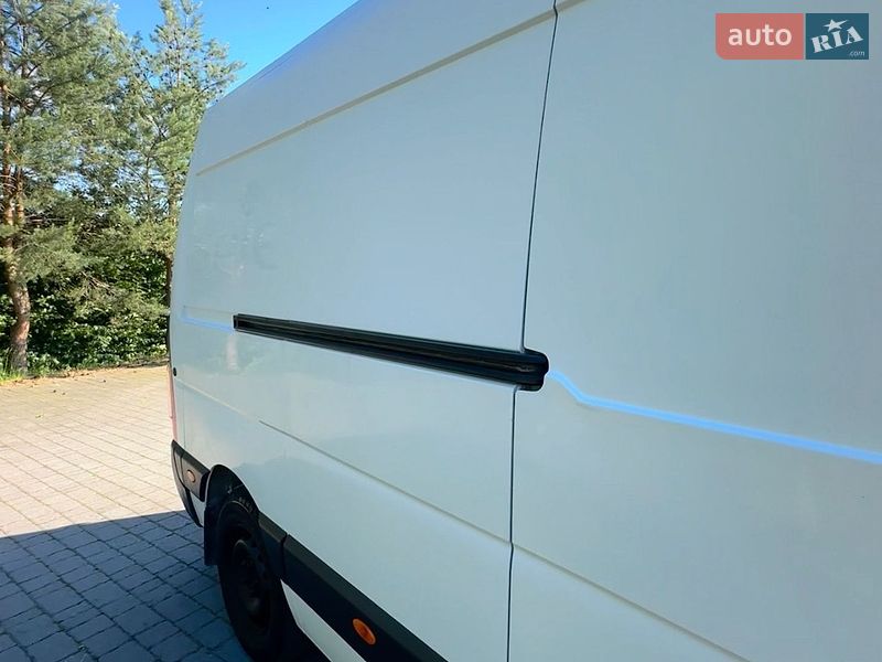 Грузовой фургон Renault Master 2010 в Ивано-Франковске