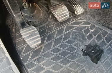 Вантажний фургон Renault Master 2016 в Дніпрі