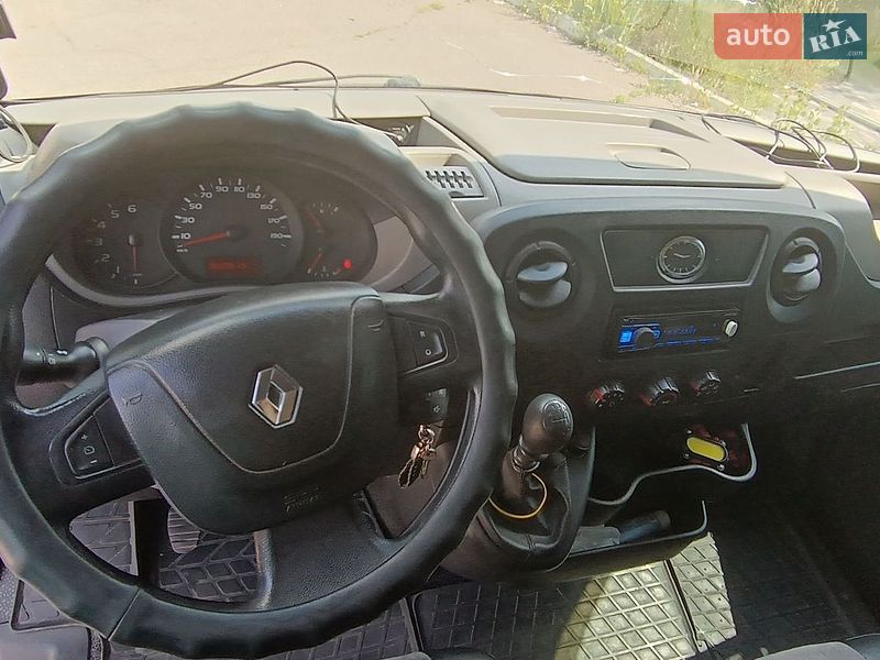 Грузовой фургон Renault Master 2016 в Днепре