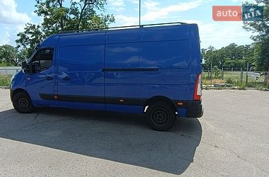 Вантажний фургон Renault Master 2016 в Дніпрі
