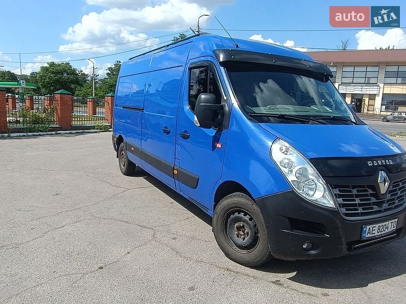 Вантажний фургон Renault Master 2016 в Дніпрі