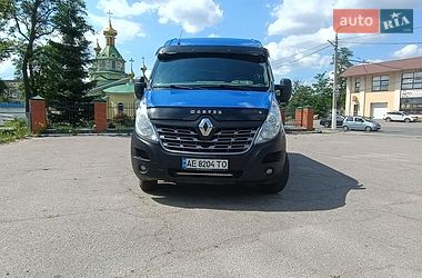 Вантажний фургон Renault Master 2016 в Дніпрі