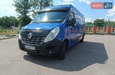 Вантажний фургон Renault Master 2016 в Дніпрі