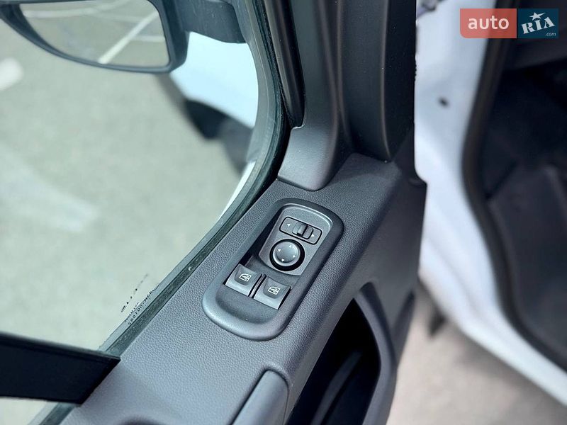 Грузовой фургон Renault Master 2021 в Киеве