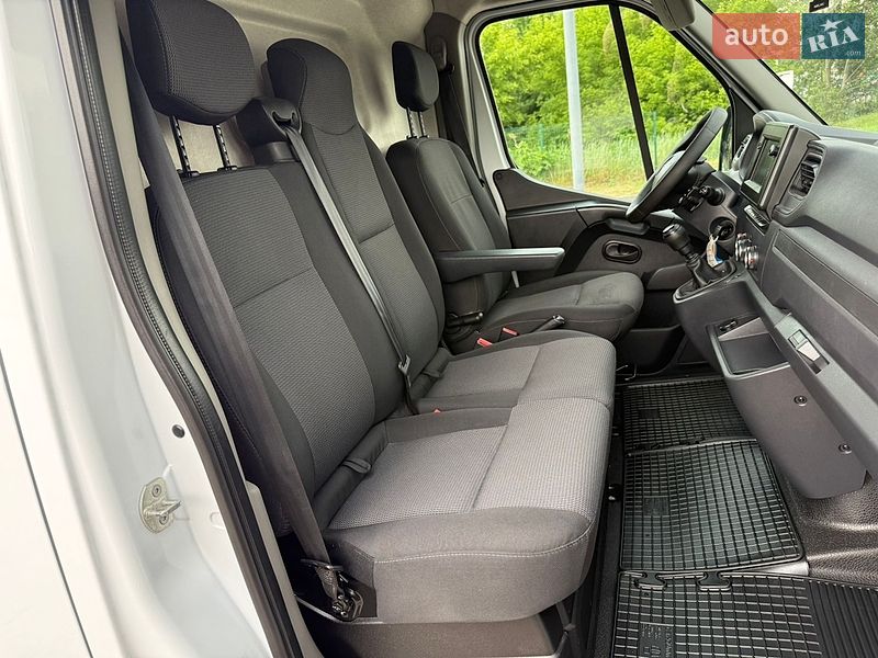 Вантажний фургон Renault Master 2023 в Дубні фото 66 Вантажний фургон Renault Master 2023 в Дубні