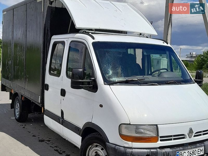 Грузопассажирский фургон Renault Master 2000 в Радехове