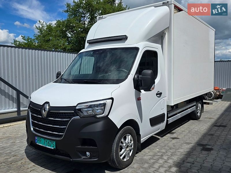 Renault Master 2022